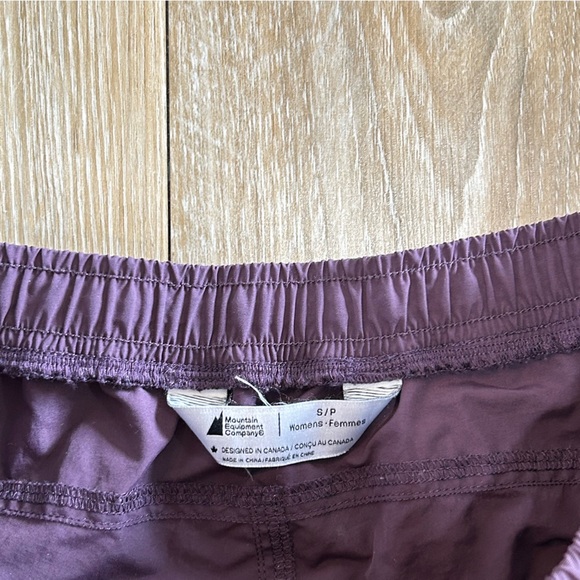 MEC Women’s Nylon Hiking/Running Shorts Purple Sz Small - Picture 2 of 6